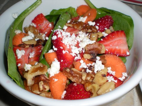 Spinach & Strawberry Salad